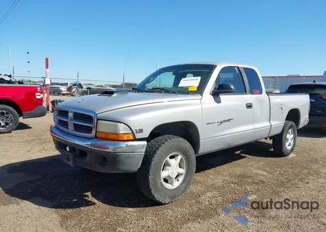 2000 Dodge Dakota Slt/Sport z USA, uszkodzony, nr VIN 1B7GG22X4YS575749